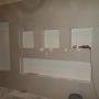 Descolgado con figura en drywall