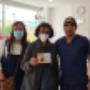 Varios pacientes con el Dr. Javier Moreno