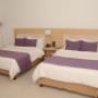 2 Double Beds