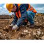 Ofrecemos servicios especializados en estudio de suelos, SIC, cimentaciones, pilotaje, caisson, geología, diseño y construcción de vías y pavimentos. Además, brindamos servicios de interventoría y asesoría en ingeniería civil para garantizar la calidad y seguridad de tus proyectos. Estamos en Colombia.