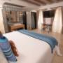 Premium Room-King Bed-Pool View