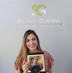 Dra. Silvana Guerra Granja, Odontólogo