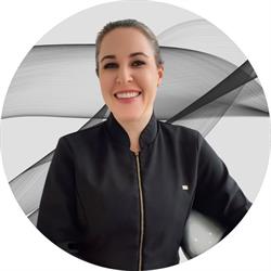 Dra. Diana Montoya Guzmán, Odontólogo