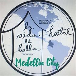 Hostal La Vida es Bella Hoja De Vida Occidental