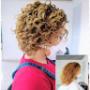 Amamos y cuidamos cada hebra de tu cabello ondulado, rizado o afro.