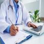 Doctor experto en medicina interna