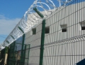 Panel reyco con instalación de concertina de seguridad, el sistema mas efectivo contra los intrusos para su propiedad las 24 horas
