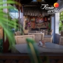 Terraza con ambiente de ranchería Wayuú en Rancho del Sol